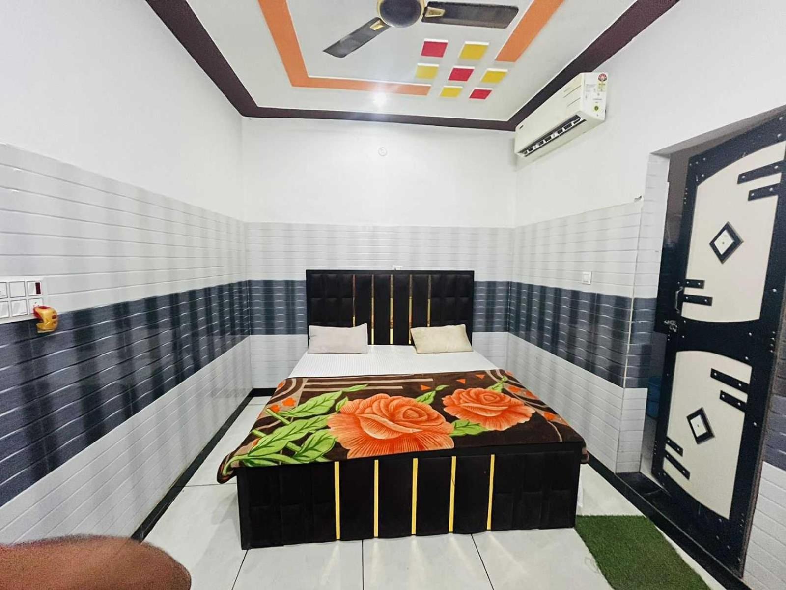 Spot On Hotel Masuri Meerut Bagian luar foto